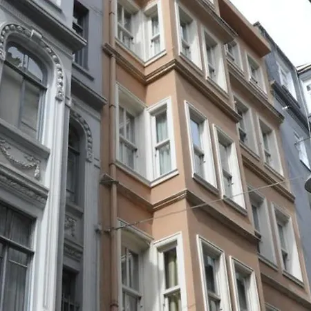 Apart Otel Miel 3*
