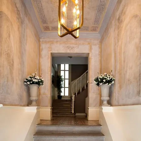 Hotel apartamentowy Miel